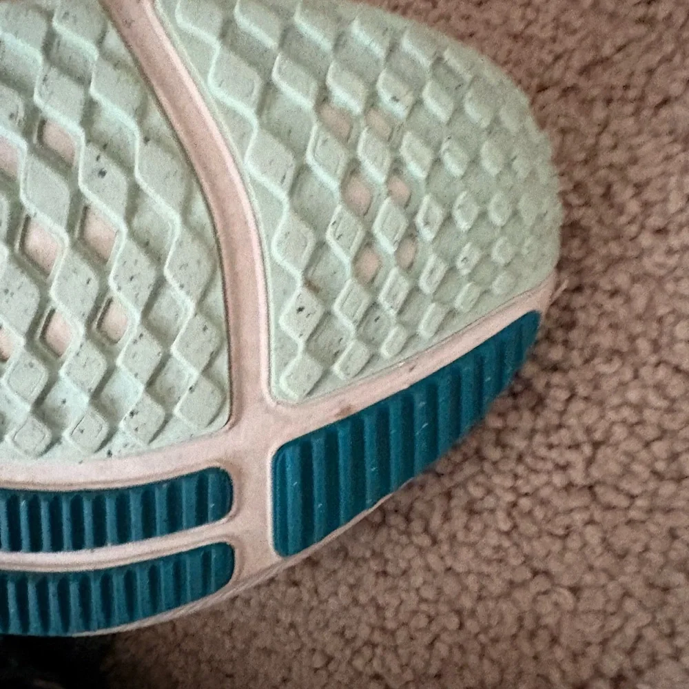Nike Air Zoom Pegasus 39 Turquoise blue and Orange Running Shoes